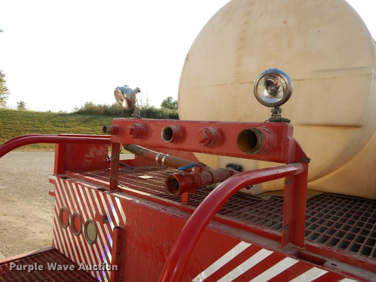 image for item DD0761 1978 Ford F600 fire truck