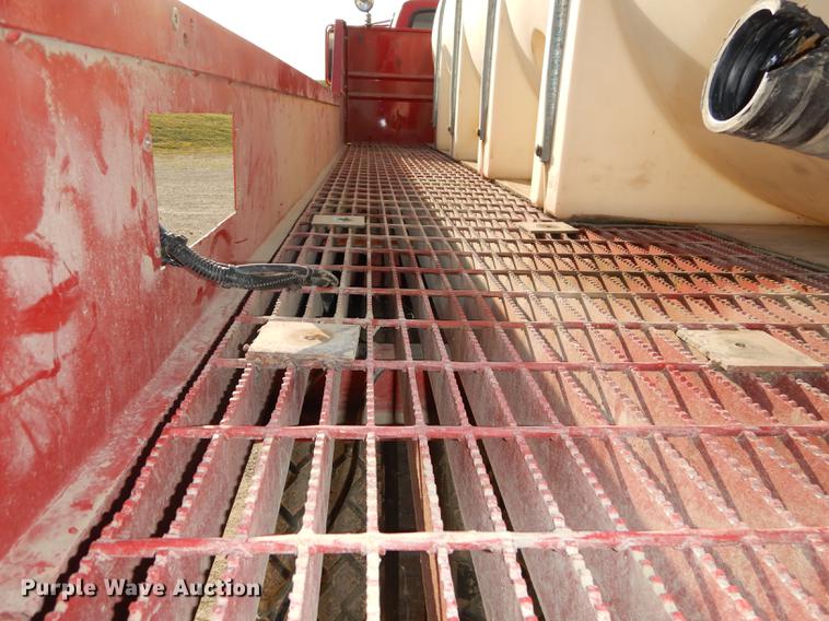 image for item DD0761 1978 Ford F600 fire truck