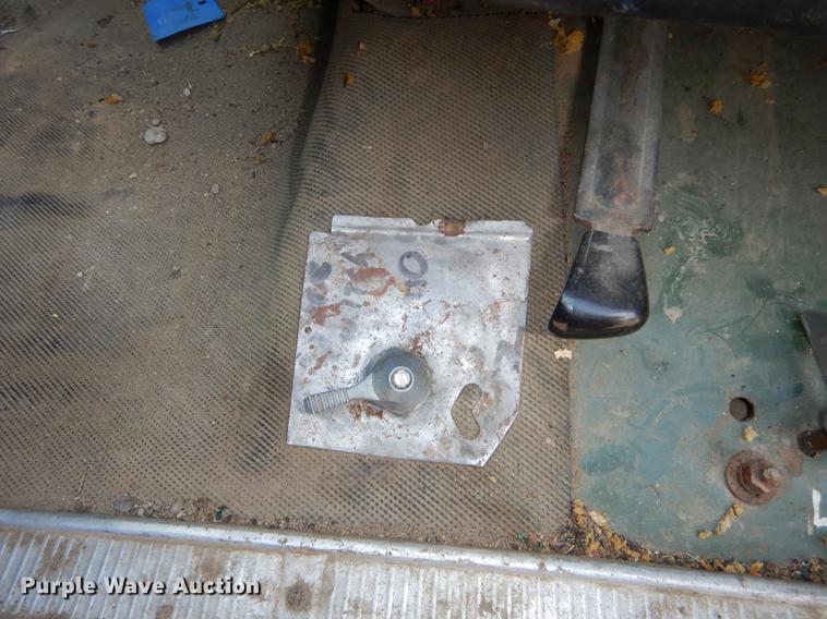 image for item DD0761 1978 Ford F600 fire truck