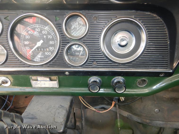 image for item DD0761 1978 Ford F600 fire truck