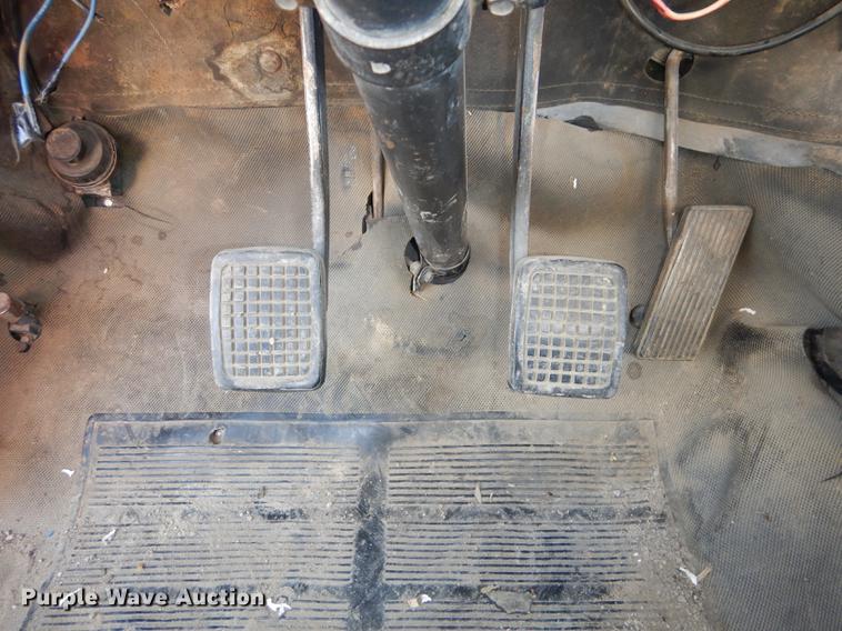 image for item DD0761 1978 Ford F600 fire truck