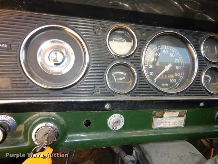 image for item DD0761 1978 Ford F600 fire truck