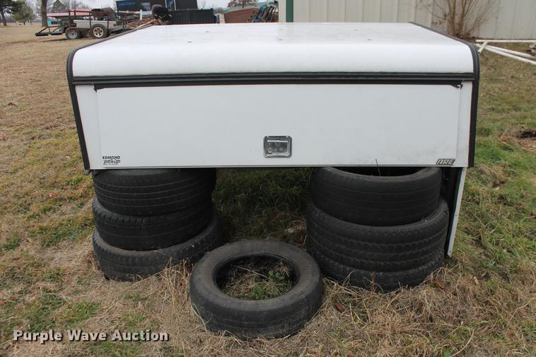 image for item DD1381 ARE topper