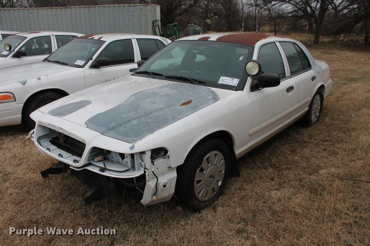 image for item DD1382 2006 Ford Crown Victoria Police Interceptor