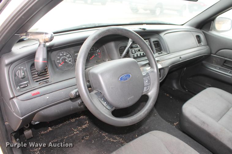 image for item DD1382 2006 Ford Crown Victoria Police Interceptor