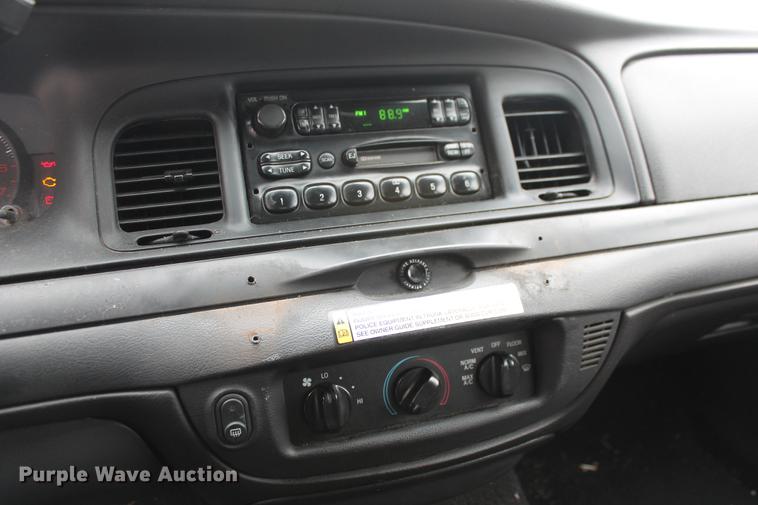 image for item DD1382 2006 Ford Crown Victoria Police Interceptor