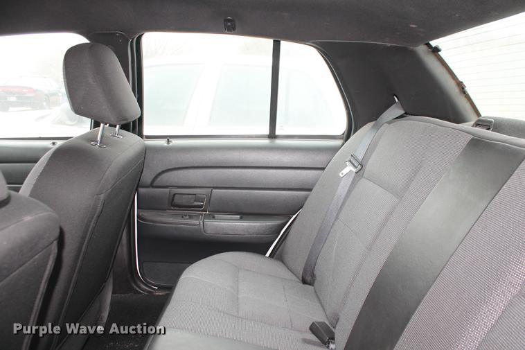image for item DD1382 2006 Ford Crown Victoria Police Interceptor