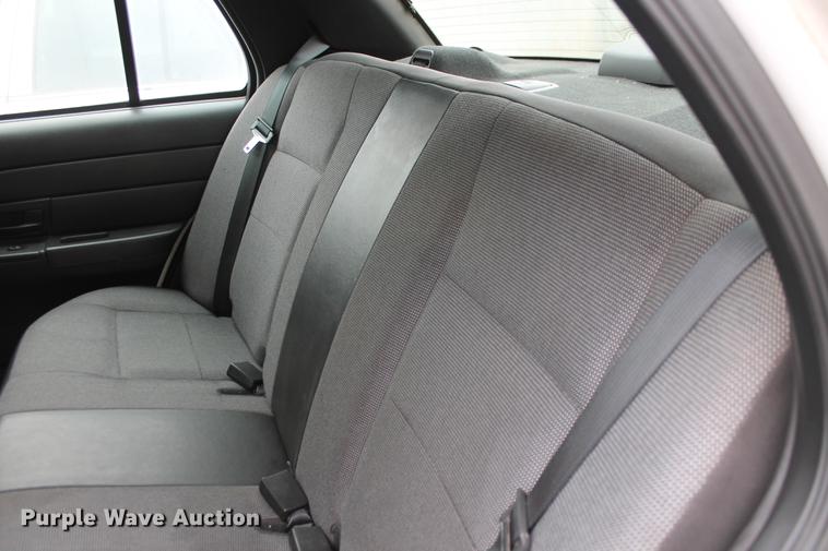 image for item DD1382 2006 Ford Crown Victoria Police Interceptor