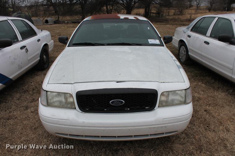 image for item DD1383 2005 Ford Crown Victoria Police Interceptor