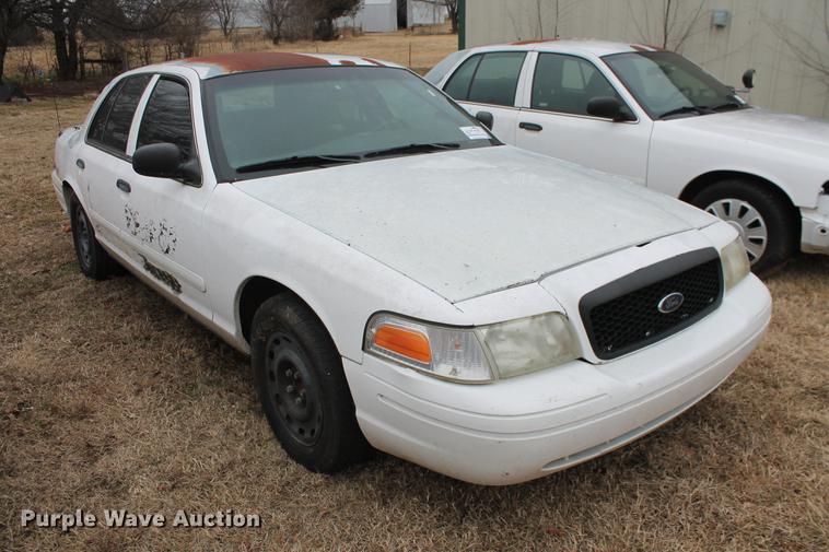 image for item DD1383 2005 Ford Crown Victoria Police Interceptor