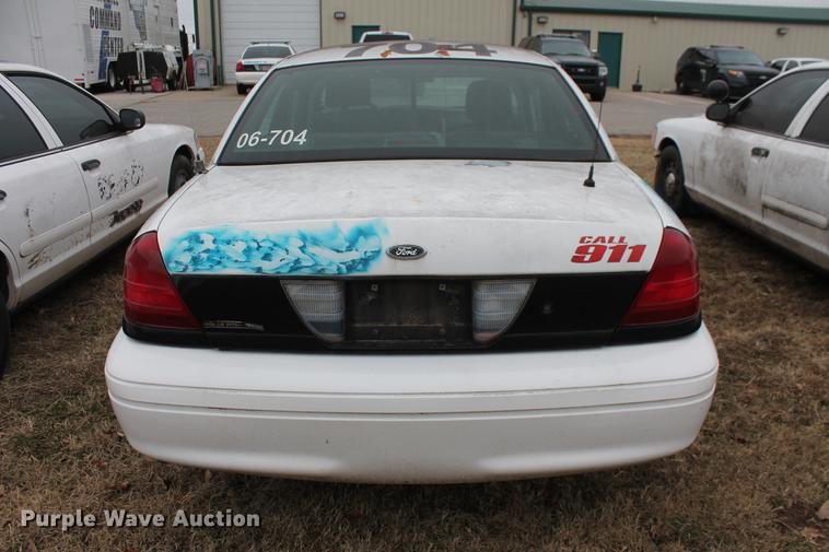 image for item DD1384 2006 Ford Crown Victoria Police Interceptor