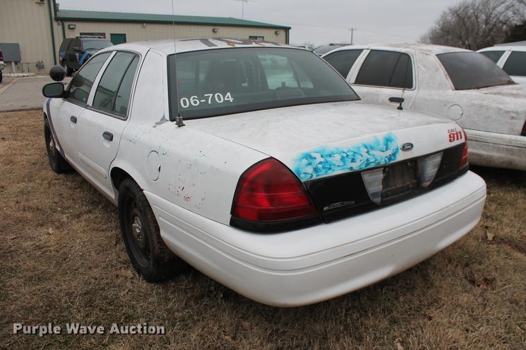 image for item DD1384 2006 Ford Crown Victoria Police Interceptor