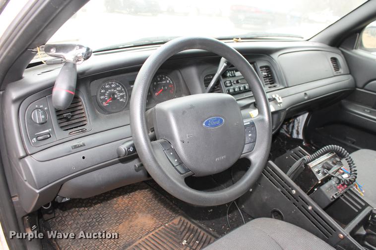 image for item DD1384 2006 Ford Crown Victoria Police Interceptor