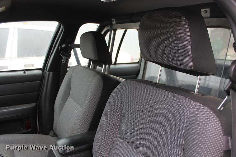 image for item DD1384 2006 Ford Crown Victoria Police Interceptor