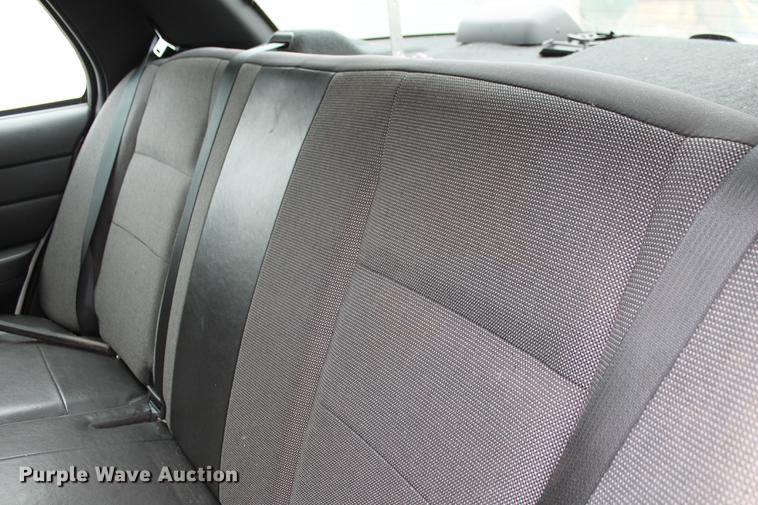 image for item DD1384 2006 Ford Crown Victoria Police Interceptor