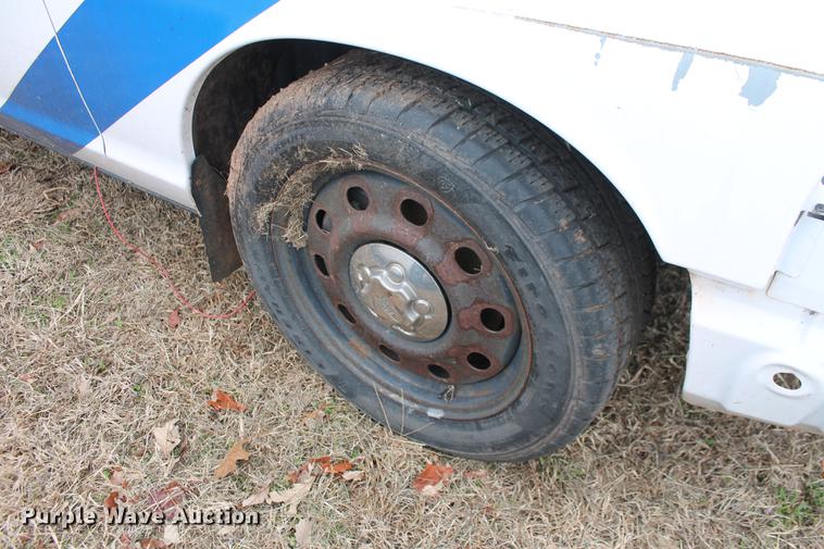 image for item DD1384 2006 Ford Crown Victoria Police Interceptor