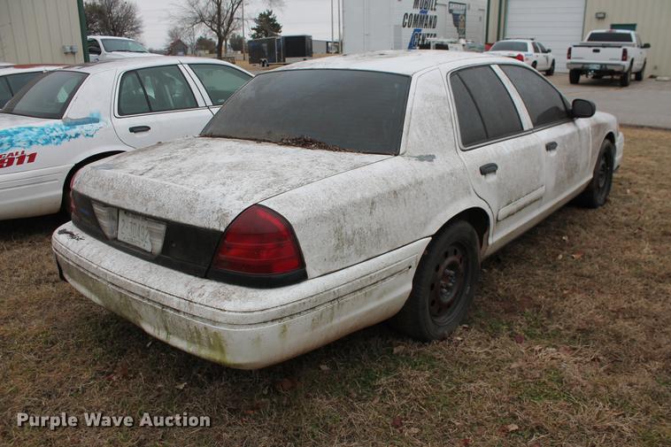 image for item DD1385 2006 Ford Crown Victoria Police Interceptor