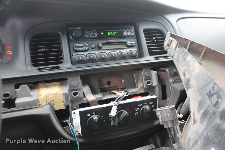 image for item DD1385 2006 Ford Crown Victoria Police Interceptor