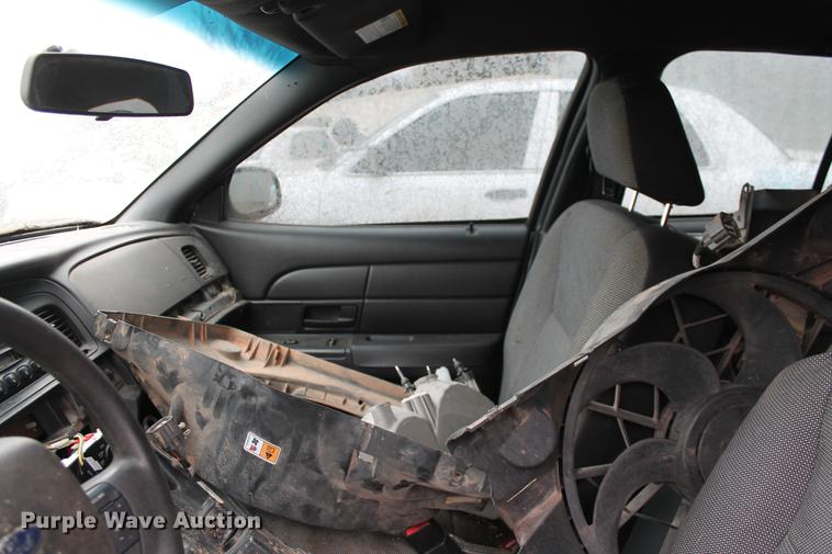 image for item DD1385 2006 Ford Crown Victoria Police Interceptor