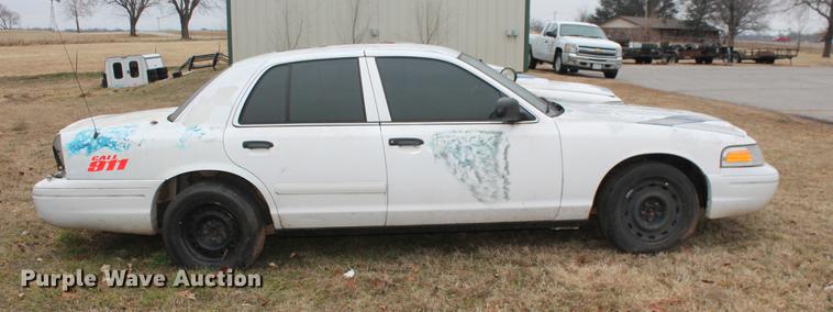 image for item DD1386 2005 Ford Crown Victoria Police Interceptor