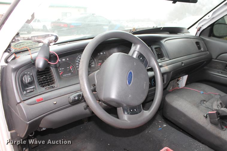 image for item DD1386 2005 Ford Crown Victoria Police Interceptor