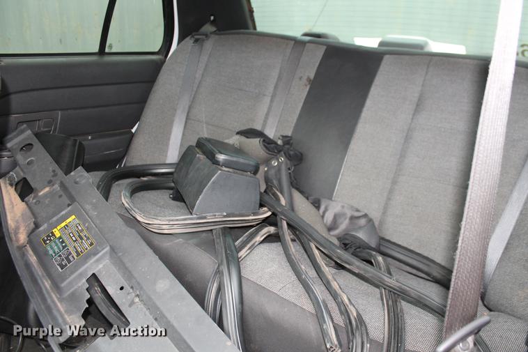 image for item DD1386 2005 Ford Crown Victoria Police Interceptor