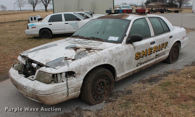 image for item DD1387 2005 Ford Crown Victoria Police Interceptor