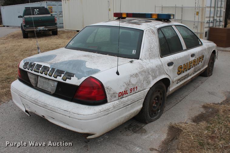 image for item DD1387 2005 Ford Crown Victoria Police Interceptor