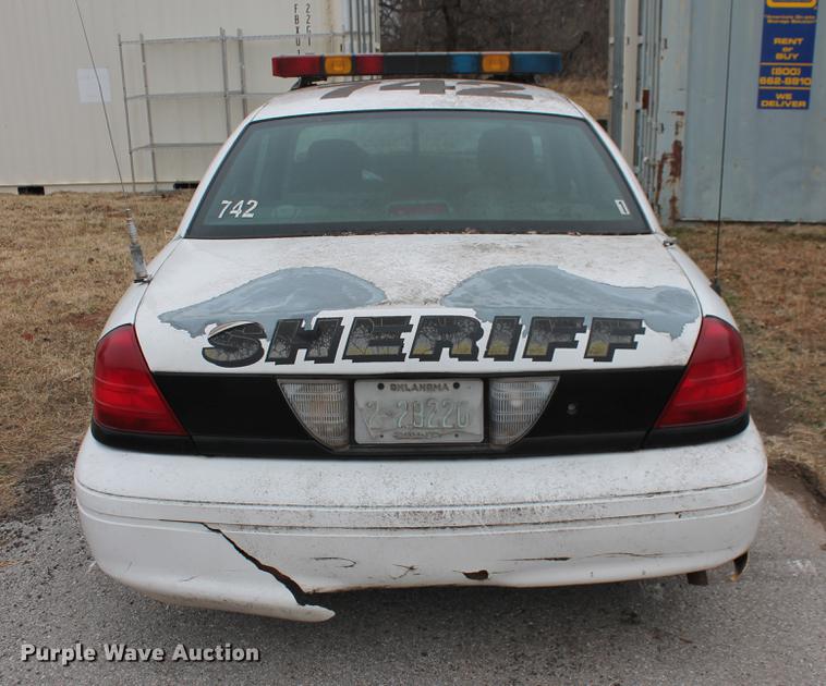 image for item DD1387 2005 Ford Crown Victoria Police Interceptor