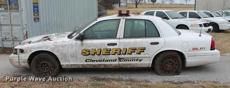 image for item DD1387 2005 Ford Crown Victoria Police Interceptor