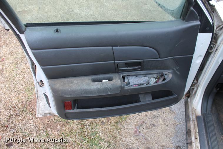 image for item DD1387 2005 Ford Crown Victoria Police Interceptor