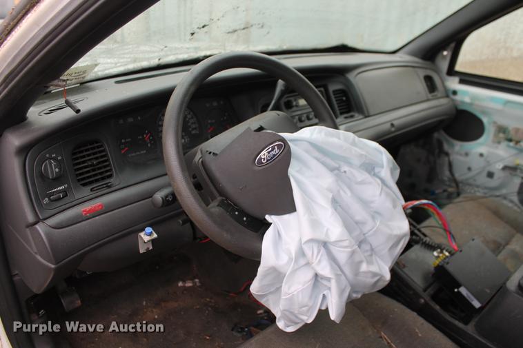 image for item DD1387 2005 Ford Crown Victoria Police Interceptor