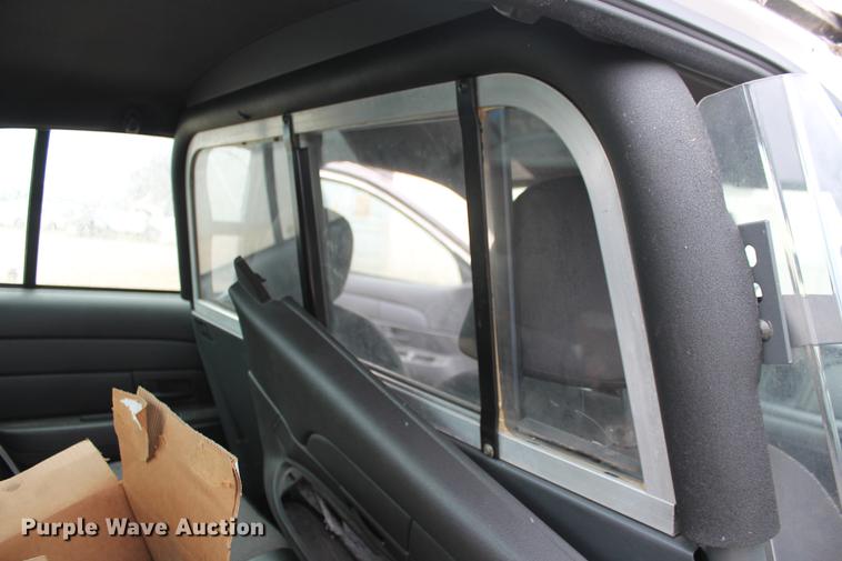 image for item DD1387 2005 Ford Crown Victoria Police Interceptor