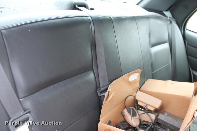 image for item DD1387 2005 Ford Crown Victoria Police Interceptor
