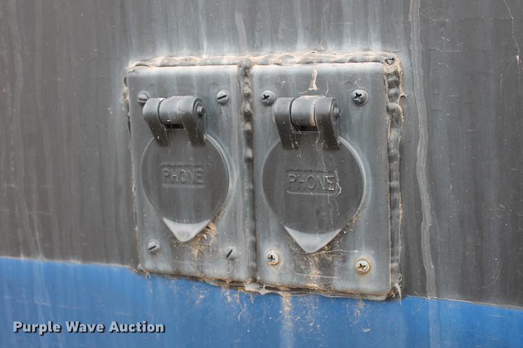 image for item DD1388 1994 International 1652-SC mobile command center