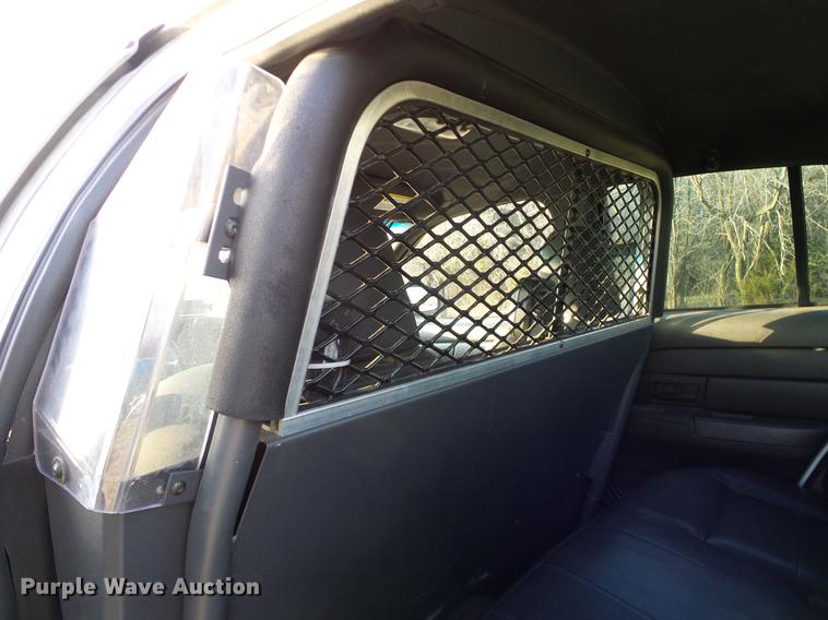 image for item DD1389 2005 Ford Crown Victoria Police Interceptor