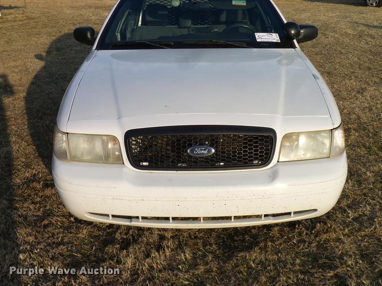 image for item DD1389 2005 Ford Crown Victoria Police Interceptor