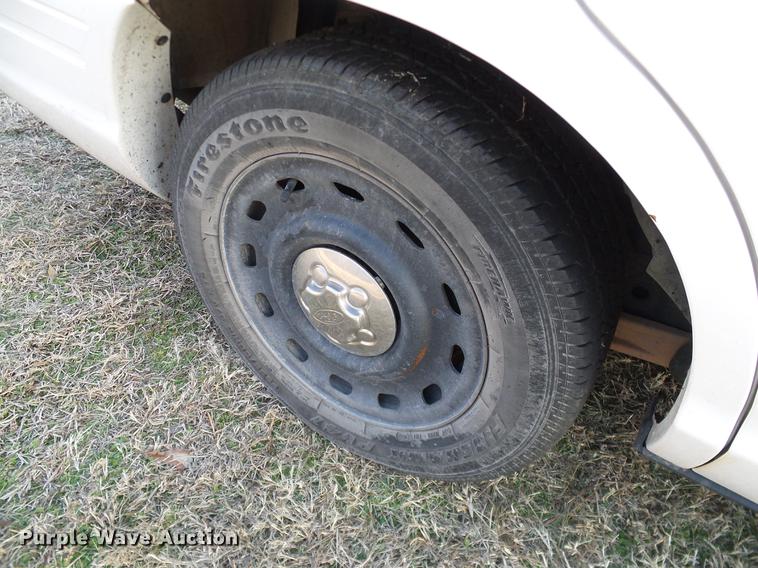 image for item DD1389 2005 Ford Crown Victoria Police Interceptor