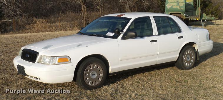 image for item DD1391 2005 Ford Crown Victoria Police Interceptor
