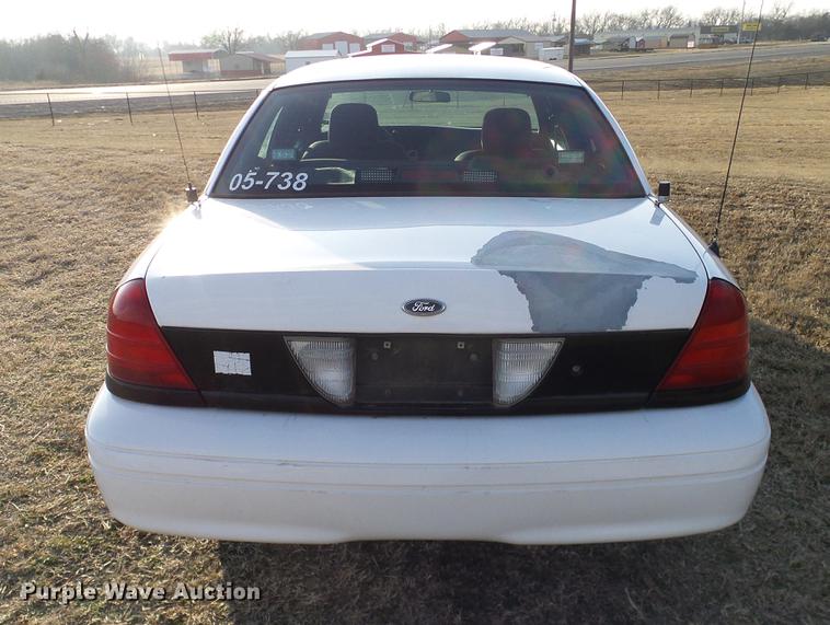 image for item DD1391 2005 Ford Crown Victoria Police Interceptor
