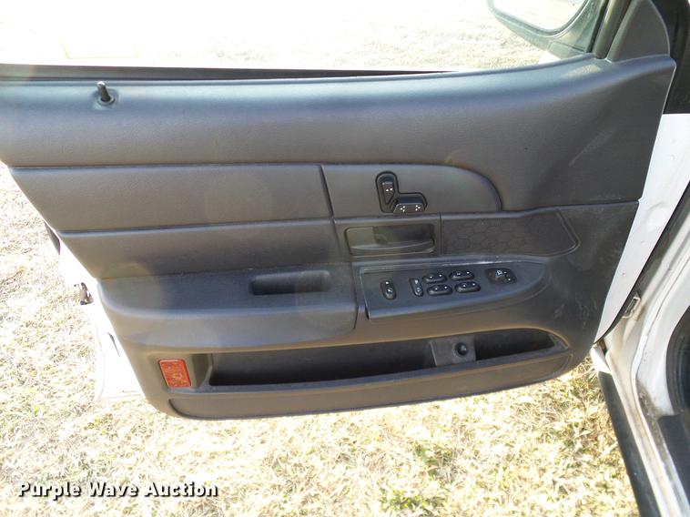 image for item DD1391 2005 Ford Crown Victoria Police Interceptor