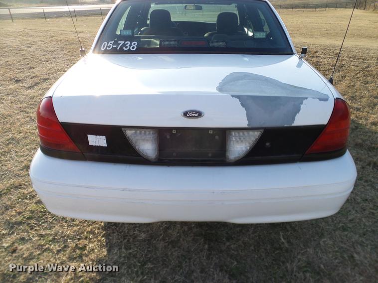 image for item DD1391 2005 Ford Crown Victoria Police Interceptor