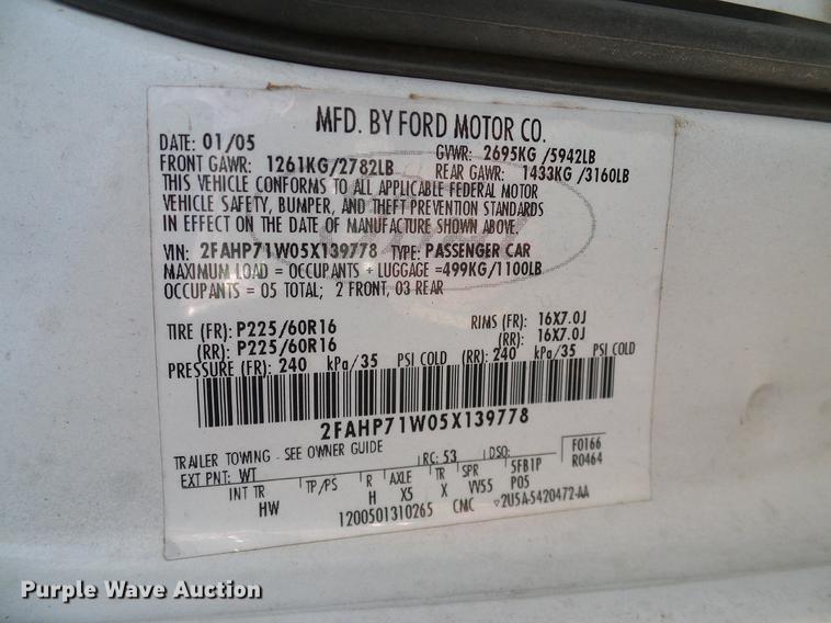 image for item DD1391 2005 Ford Crown Victoria Police Interceptor