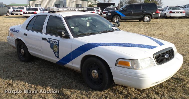 image for item DD1392 2010 Ford Crown Victoria Police Interceptor