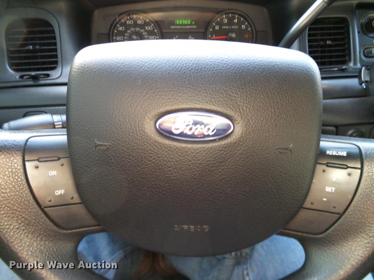 image for item DD1392 2010 Ford Crown Victoria Police Interceptor