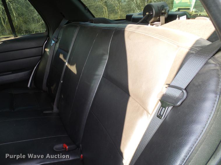 image for item DD1392 2010 Ford Crown Victoria Police Interceptor