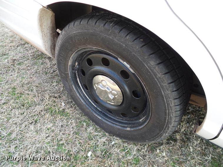 image for item DD1392 2010 Ford Crown Victoria Police Interceptor