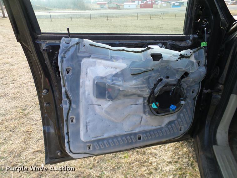 image for item DD1393 2010 Ford Expedition XLT SUV