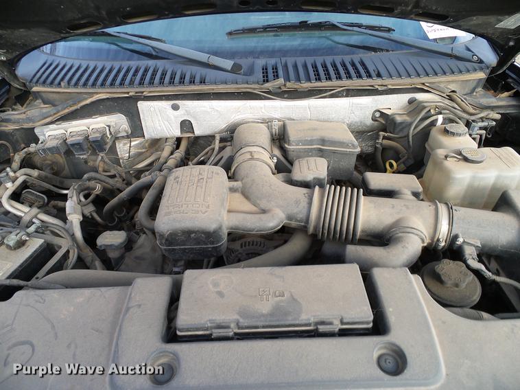 image for item DD1393 2010 Ford Expedition XLT SUV