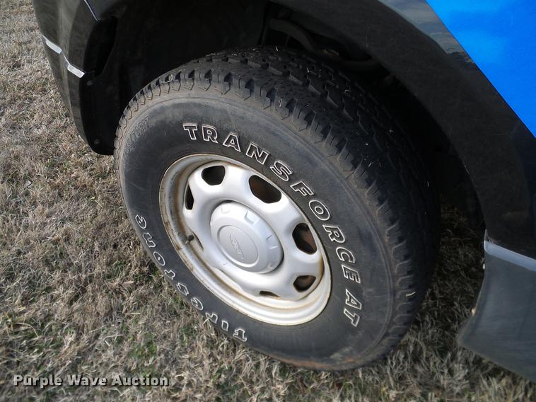 image for item DD1393 2010 Ford Expedition XLT SUV